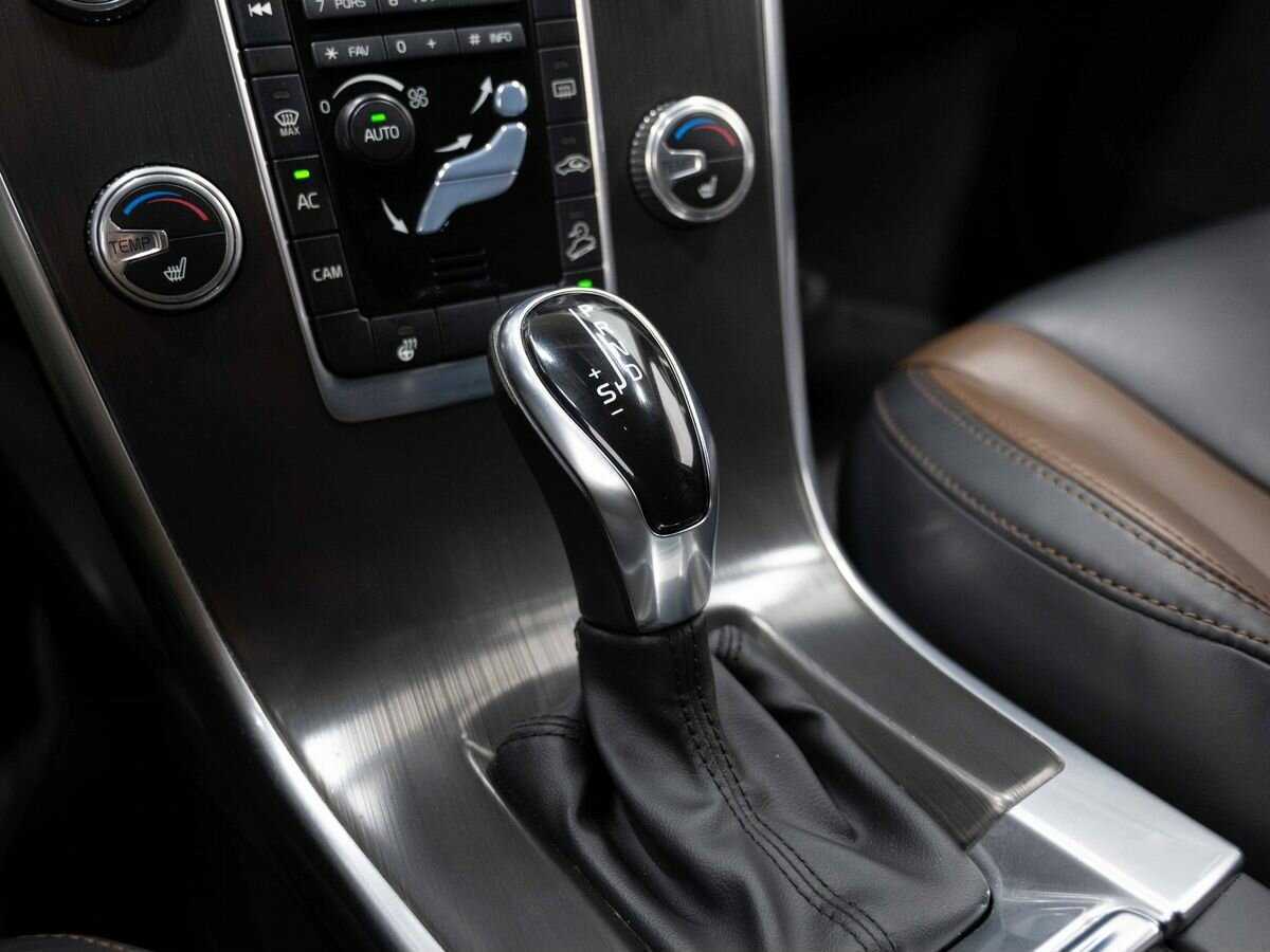 Volvo XC60, 2014 Фото №24