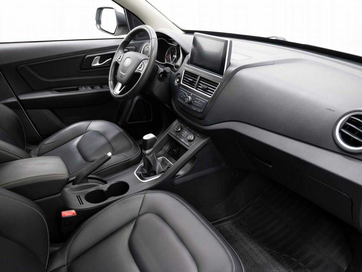 FAW Besturn X40, 2019 Фото №10