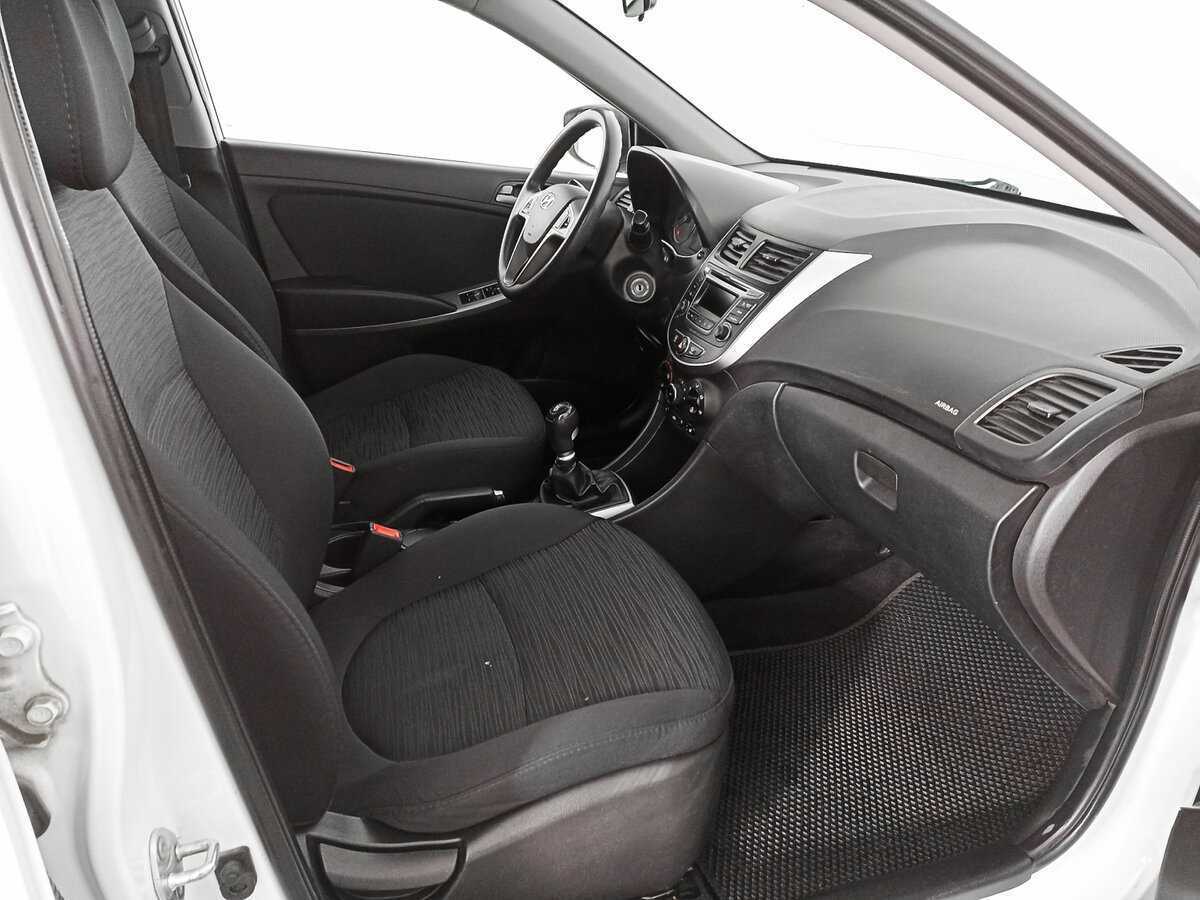 Hyundai Solaris, 2015 Фото №9