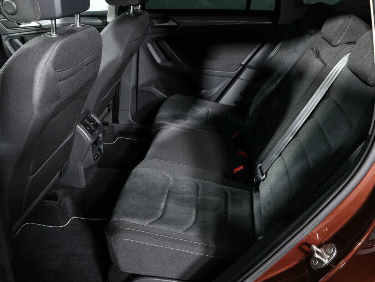 Volkswagen Tiguan, 2021 - 107 000 км. | Фото №8