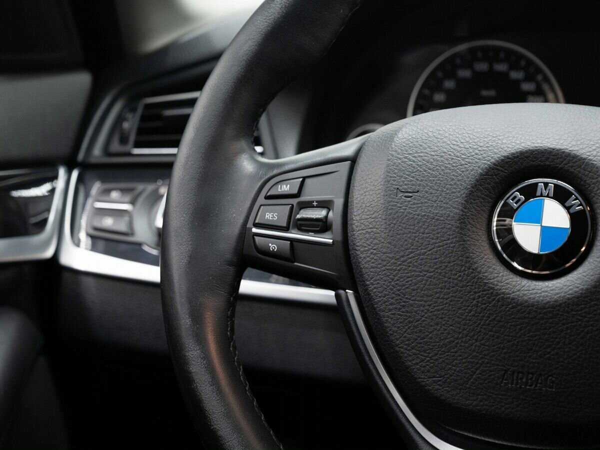 BMW 5 серии 528i xDrive, 2013 Фото №18