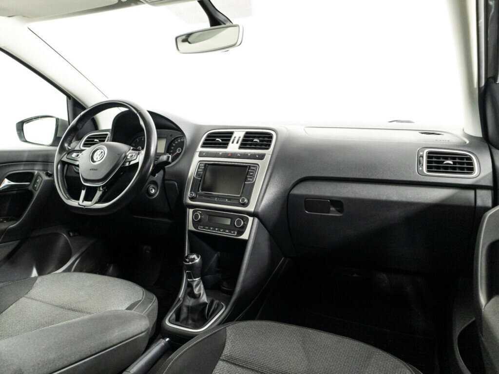 Volkswagen Polo, 2018 Фото №9