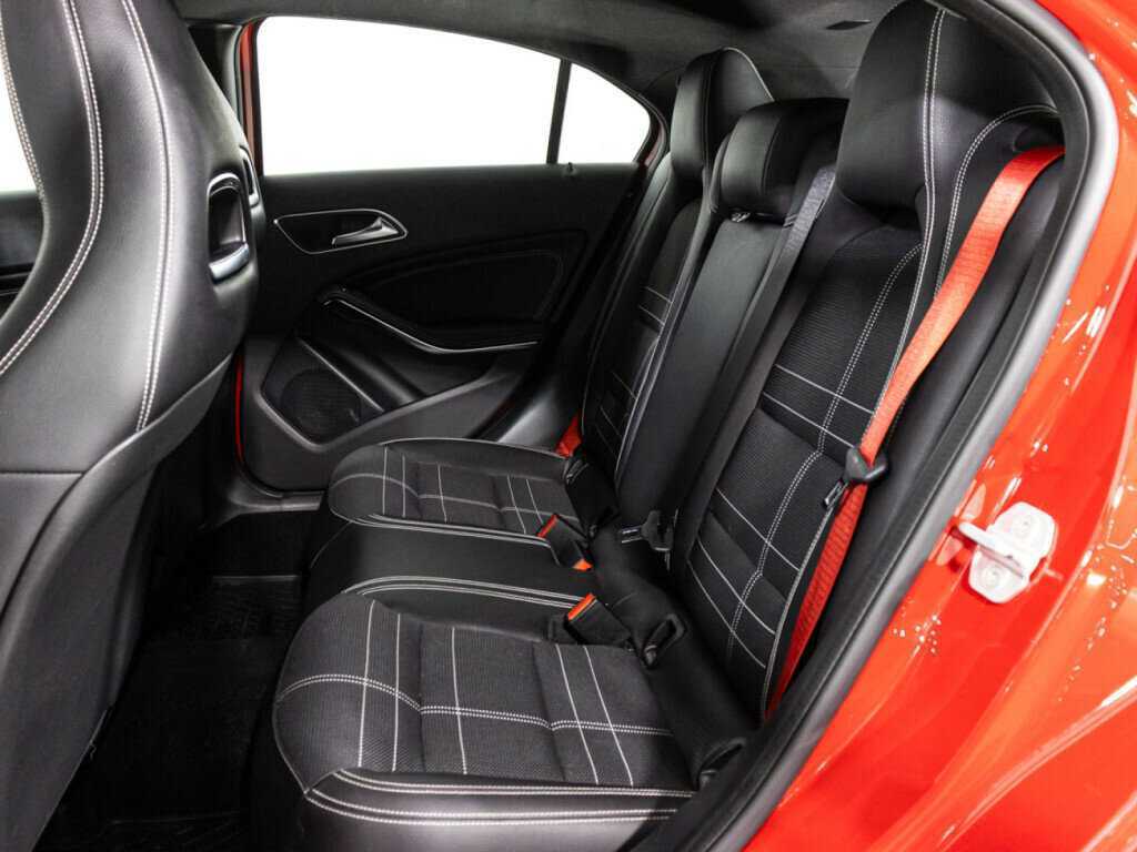 Mercedes-Benz A-Класс 180, 2016 Фото №10