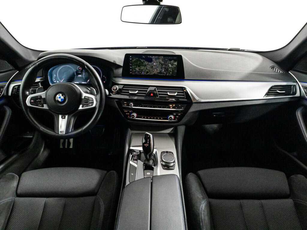 BMW 5 серии 520d xDrive, 2018 Фото №13