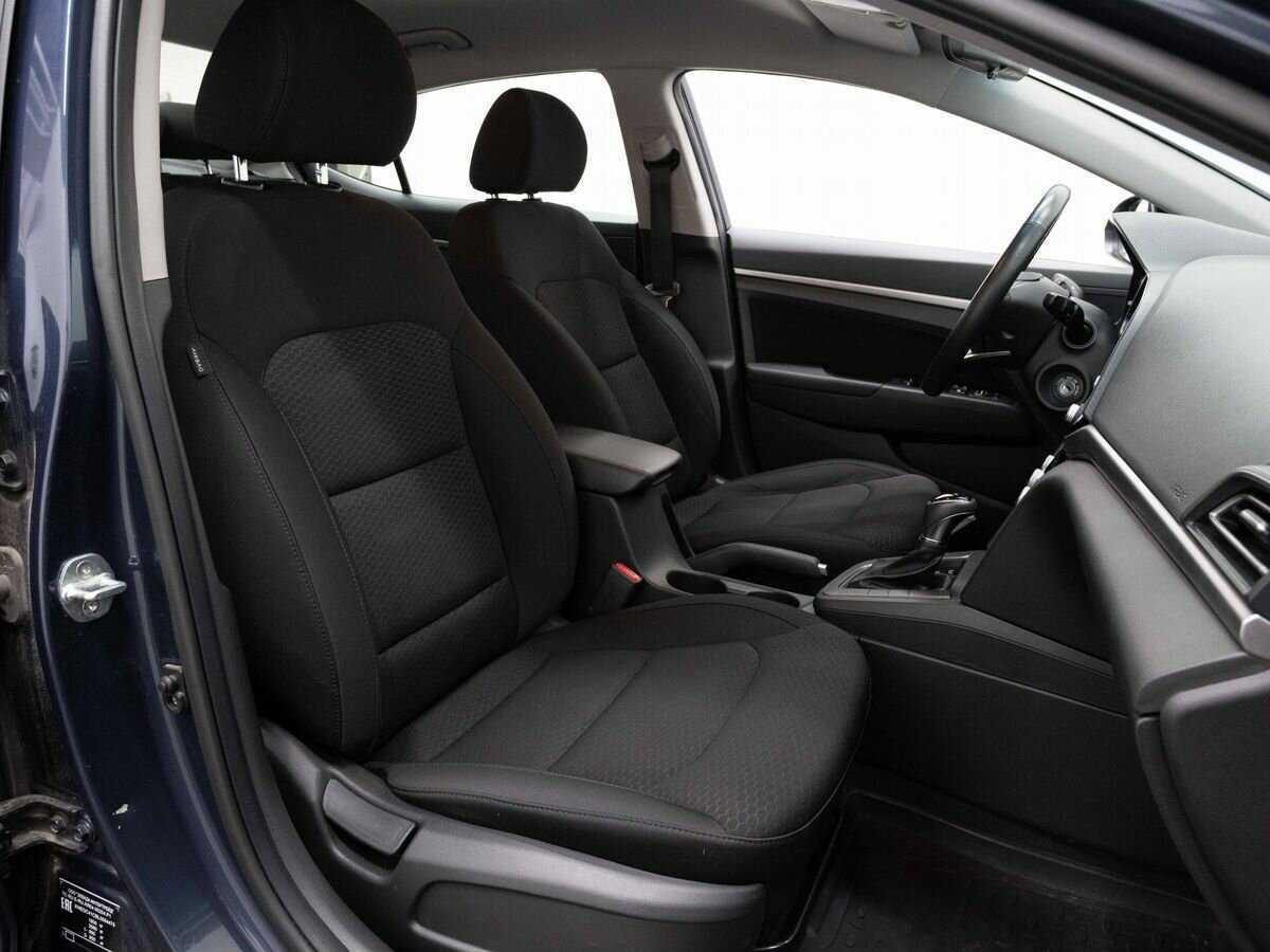 Hyundai Elantra, 2020 Фото №14