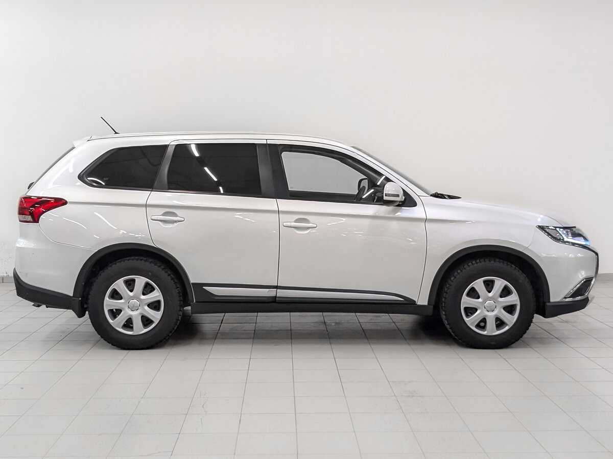 Mitsubishi Outlander, 2015 - 176 821 км. | Фото №4