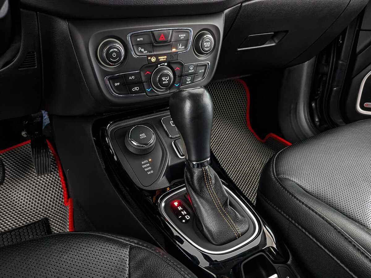 Jeep Compass, 2018 Фото №21