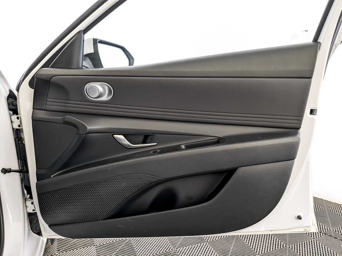 Hyundai Elantra, 2021 Фото №22