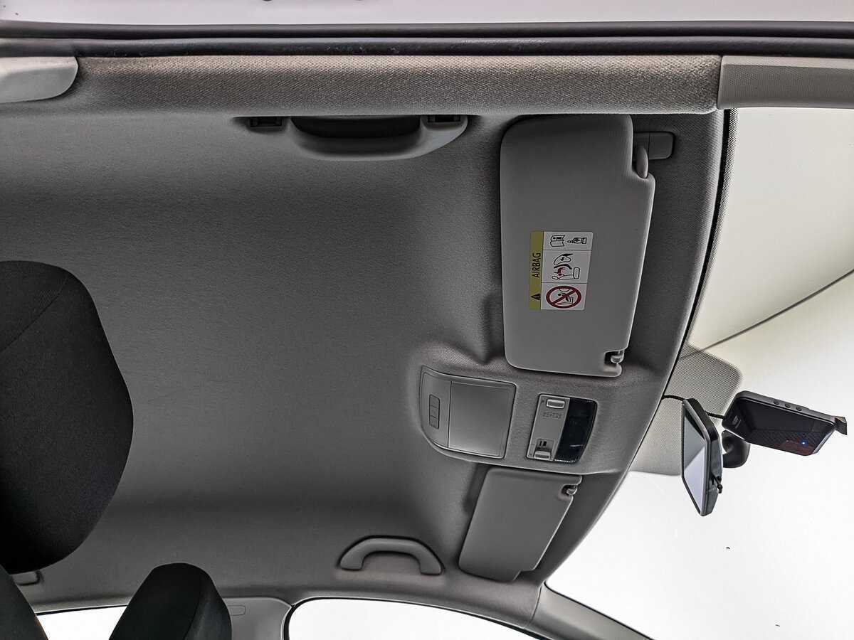 Skoda Rapid, 2017 Фото №22