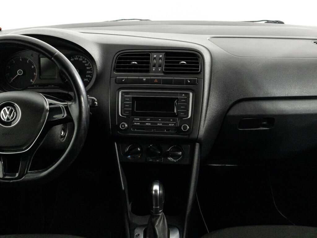 Volkswagen Polo, 2016 Фото №14