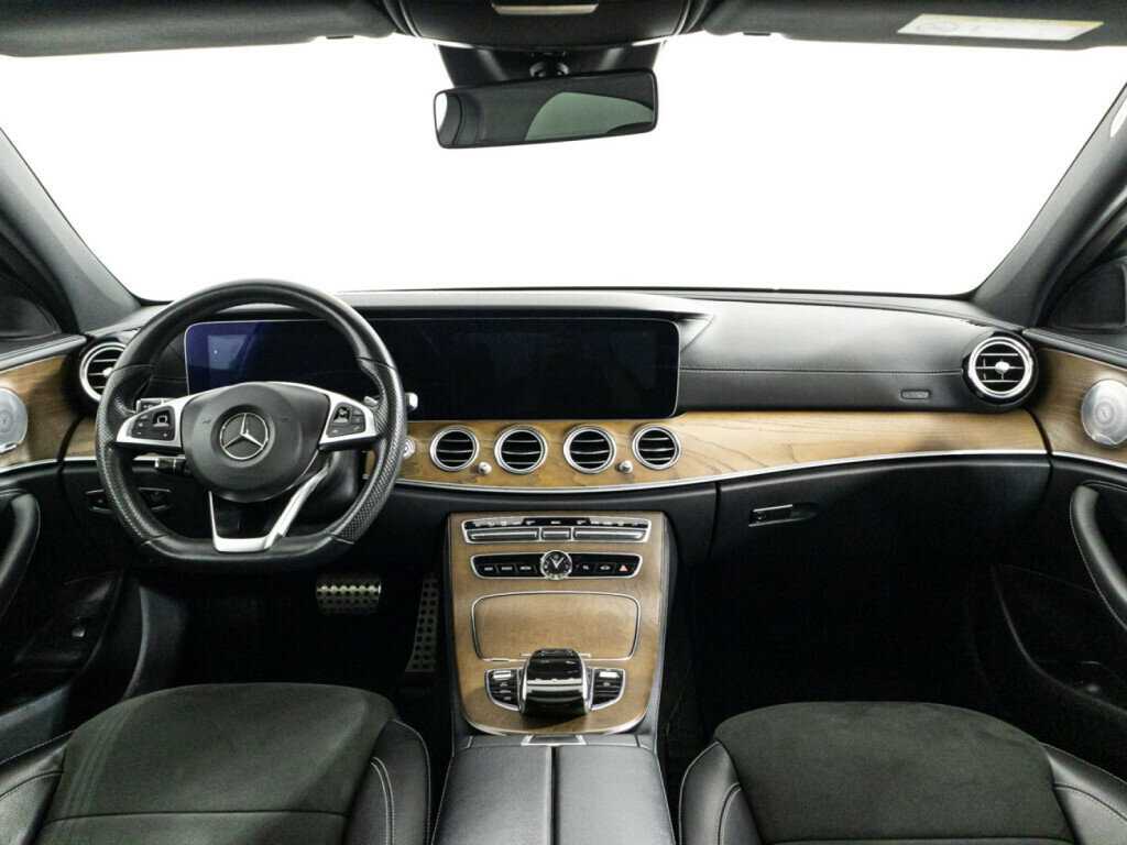 Mercedes-Benz E-Класс 200, 2017 Фото №13