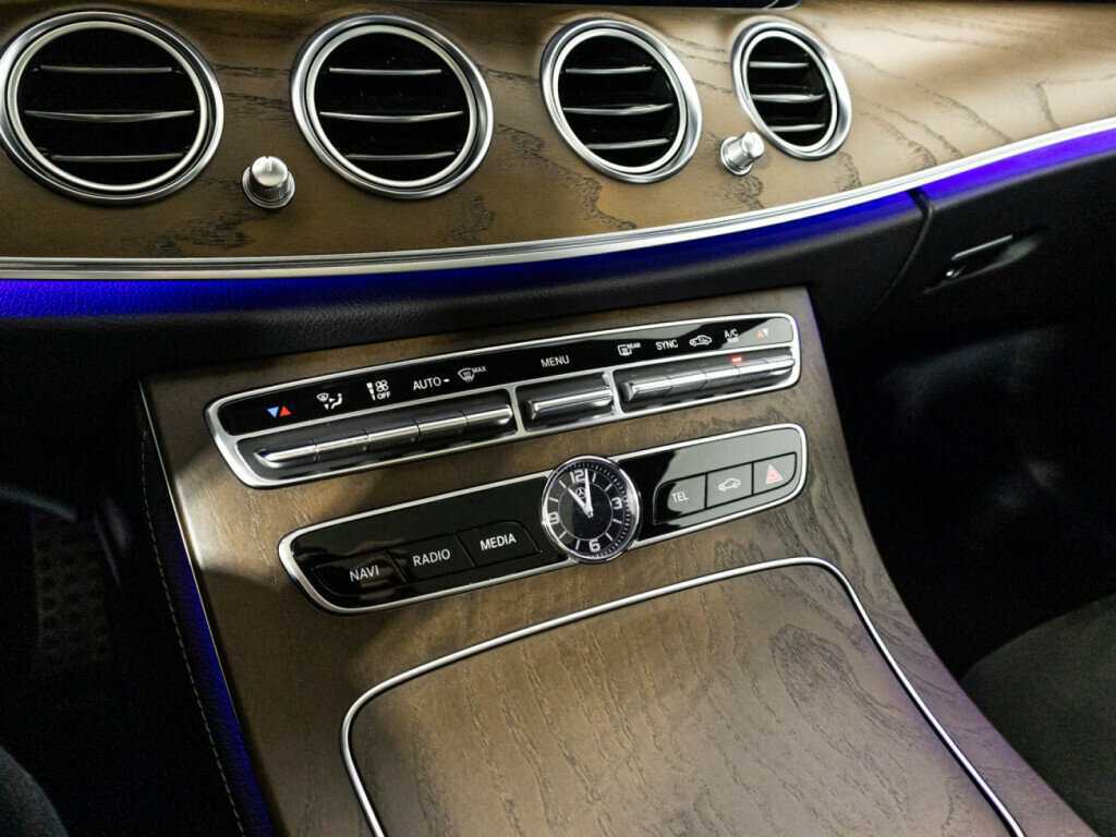 Mercedes-Benz E-Класс 200, 2017 Фото №18