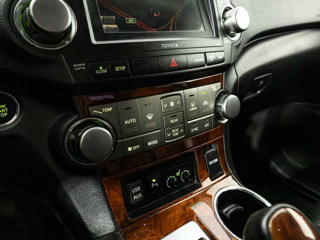 Toyota Highlander, 2012 Фото №18