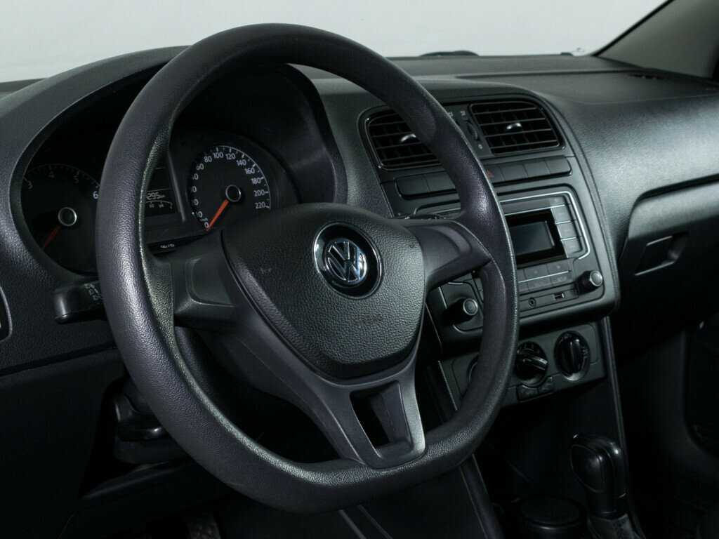 Volkswagen Polo, 2019 Фото №12