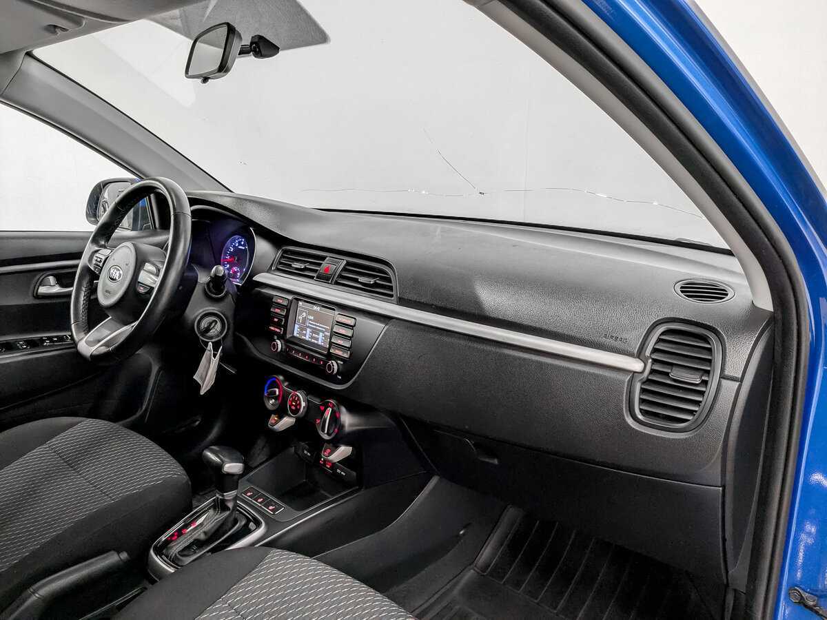 Kia Rio X-Line, 2020 Фото №11