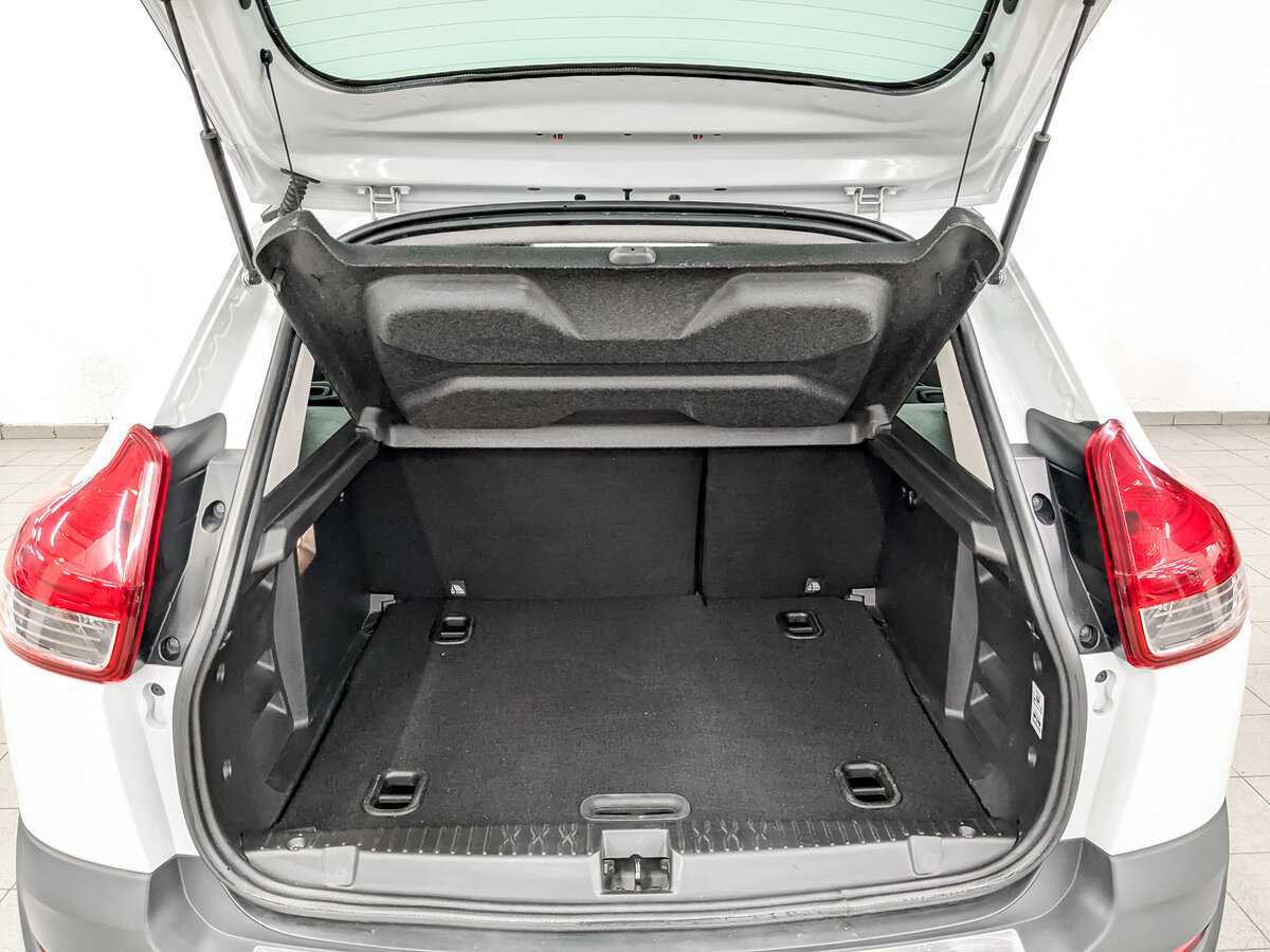 Lada (ВАЗ) XRAY Cross, 2019 Фото №10