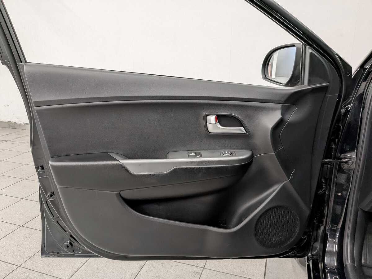 Kia Rio, 2013 Фото №17