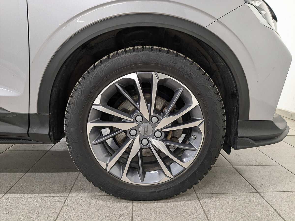 Geely Coolray, 2020 Фото №12