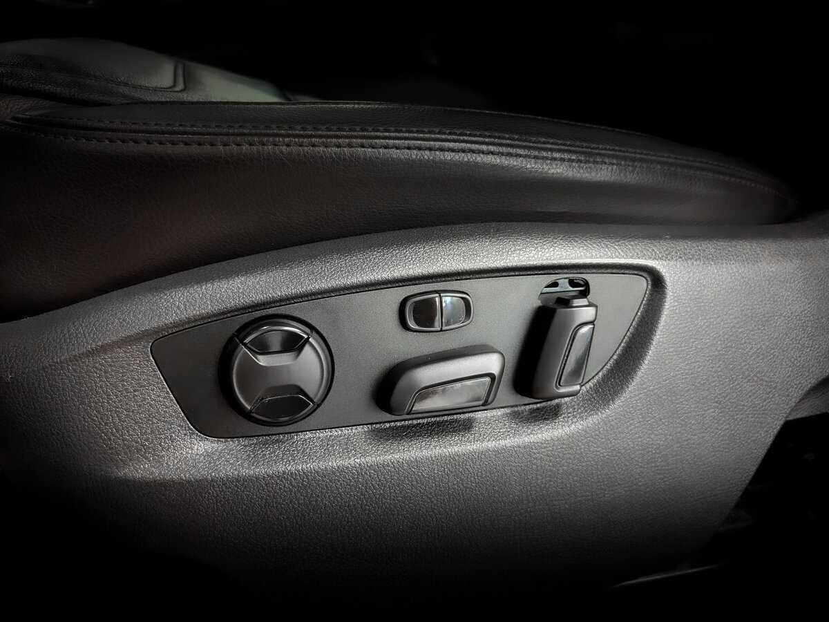 Volkswagen Touareg, 2013 Фото №19