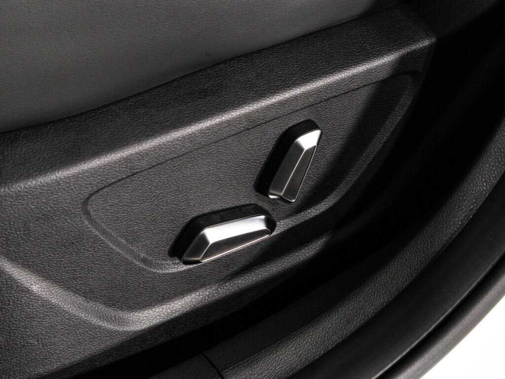 Geely Coolray, 2023 Фото №18