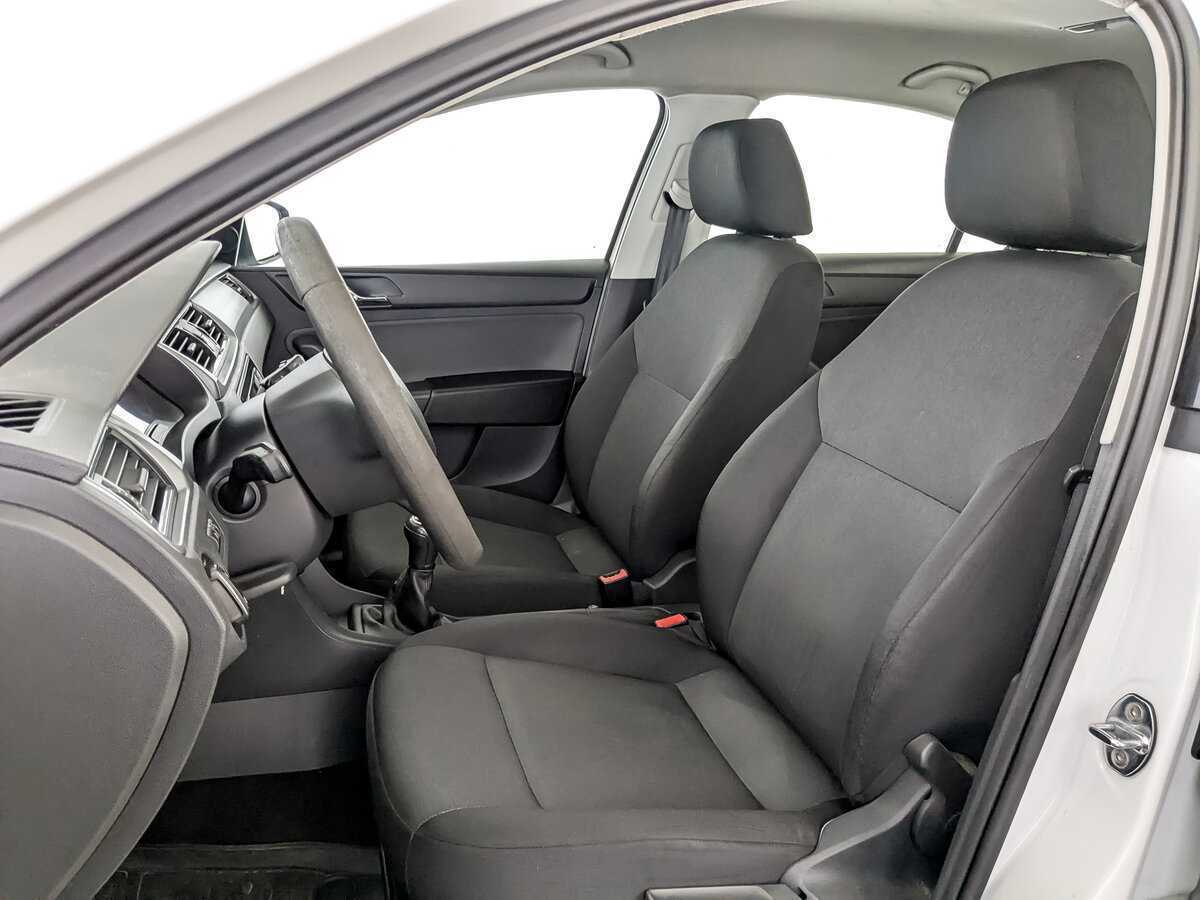 Skoda Rapid, 2017 Фото №20