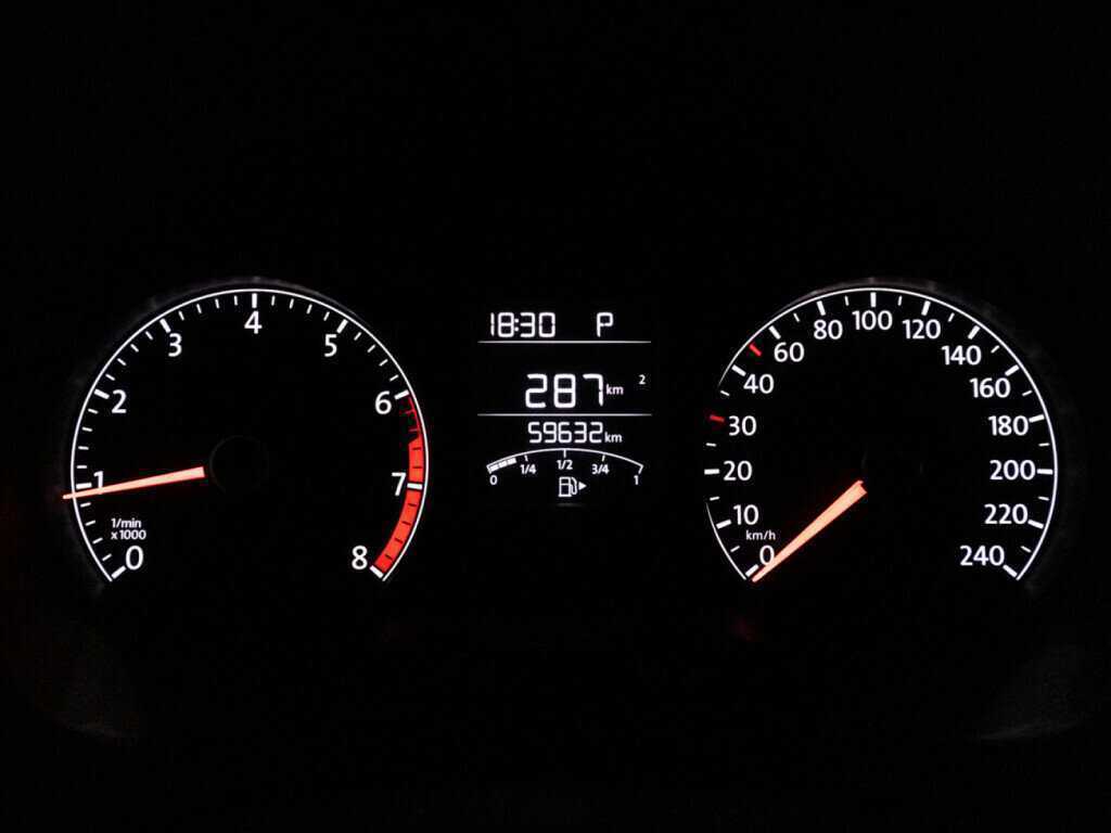 Volkswagen Polo, 2018 Фото №12