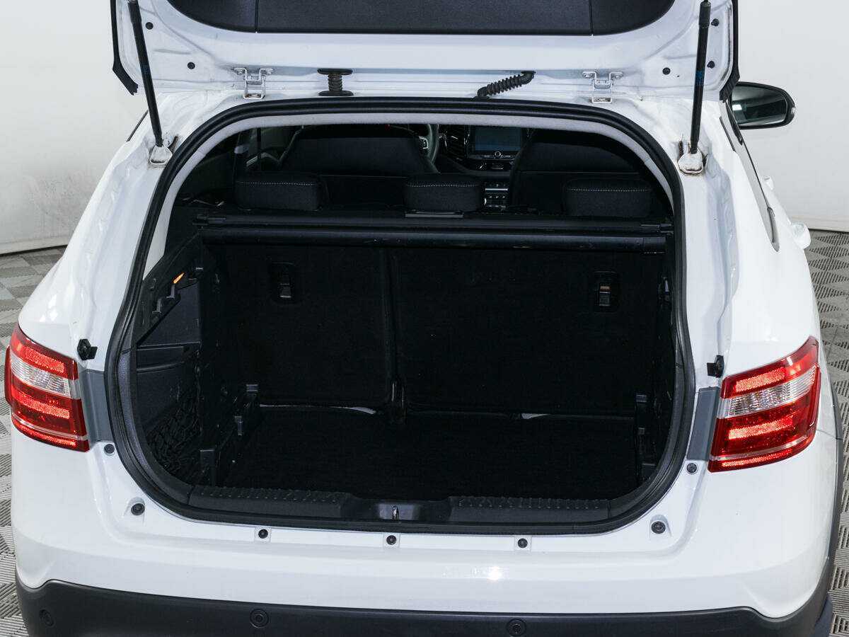 Lada (ВАЗ) Vesta SW, 2018 Фото №7