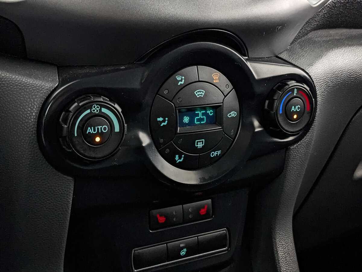 Ford EcoSport, 2018 Фото №21