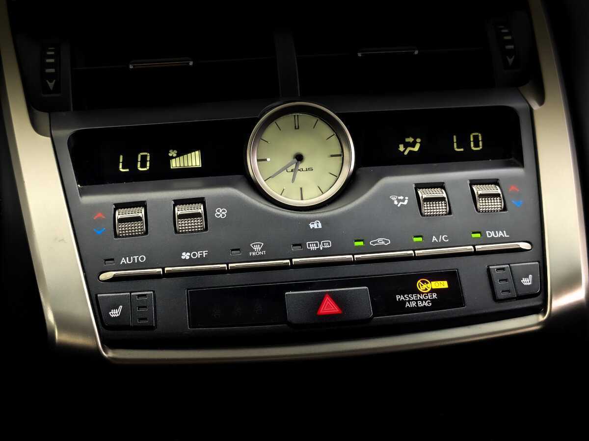 Lexus NX 200, 2018 Фото №26