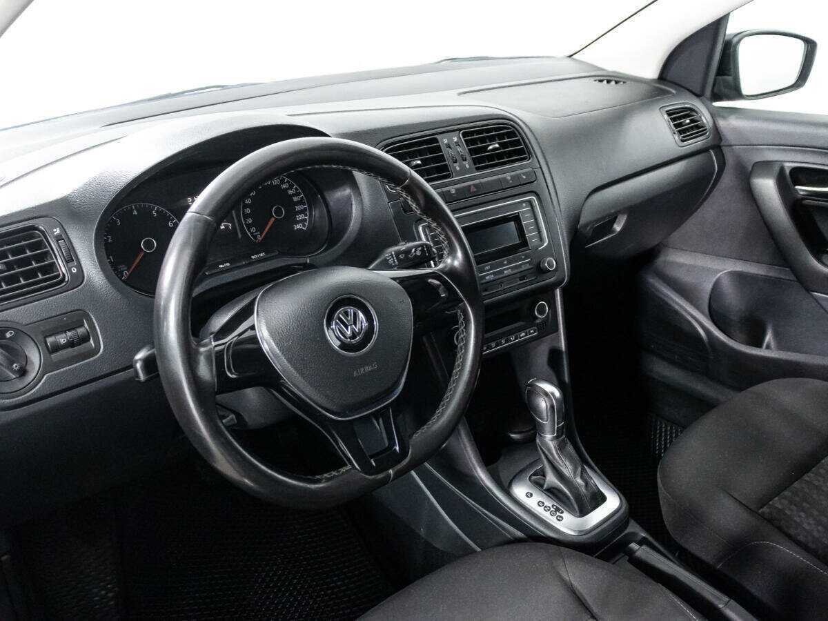 Volkswagen Polo, 2017 Фото №11