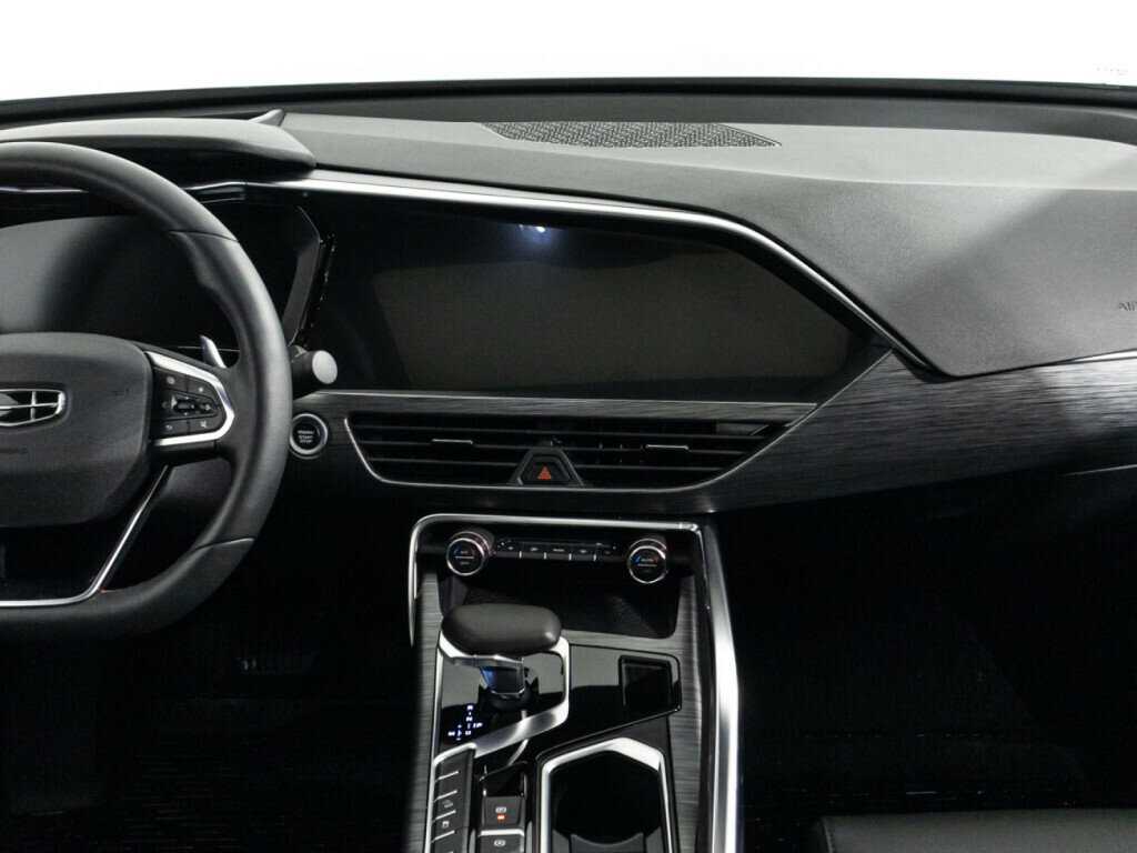 Geely Tugella, 2022 Фото №14