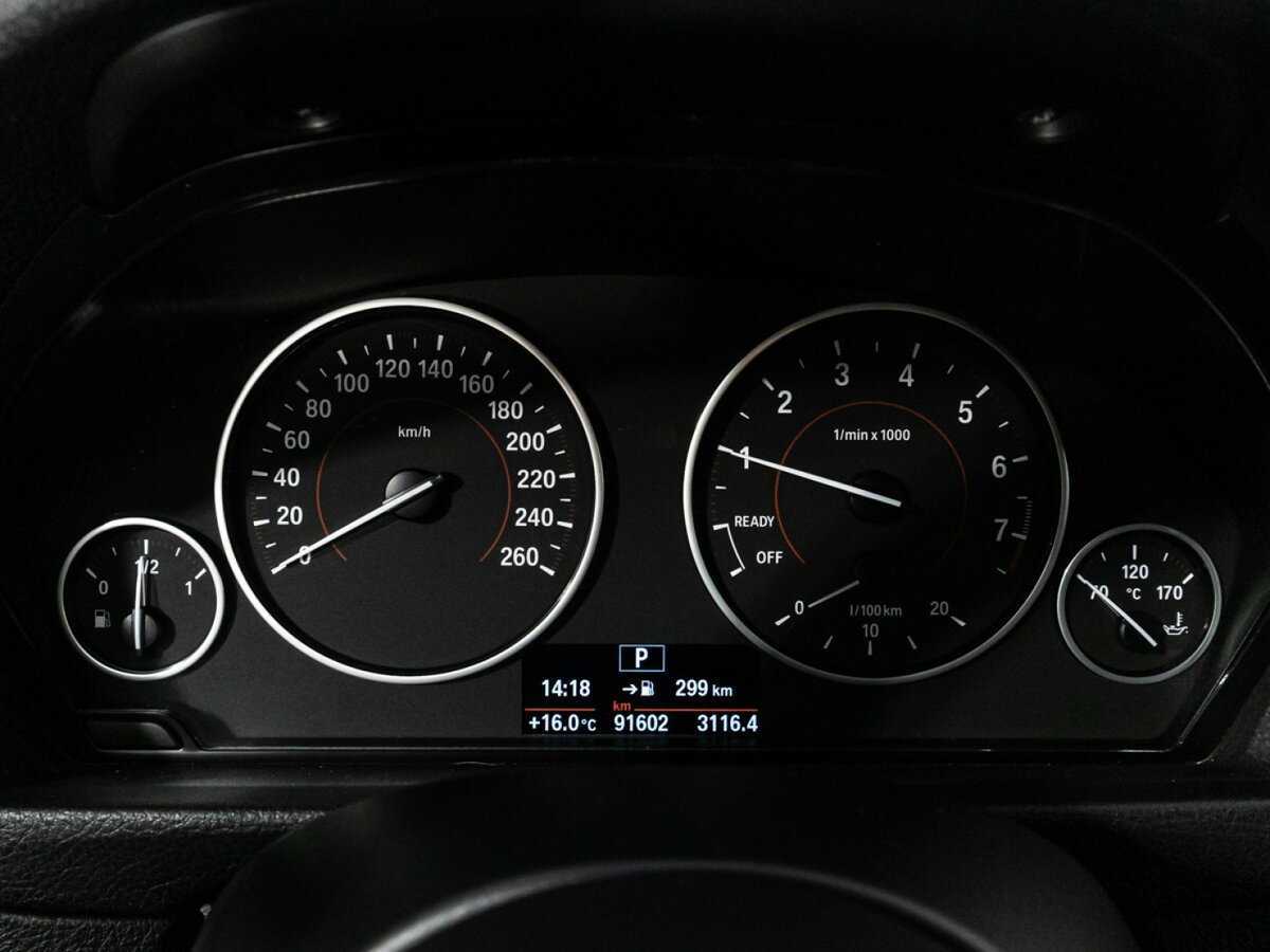 BMW 3 серии 320i xDrive, 2016 Фото №12