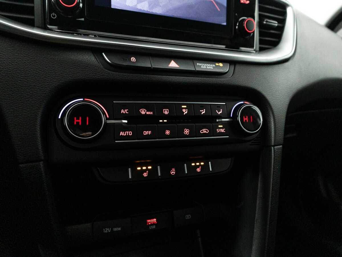 Kia Ceed, 2021 Фото №21