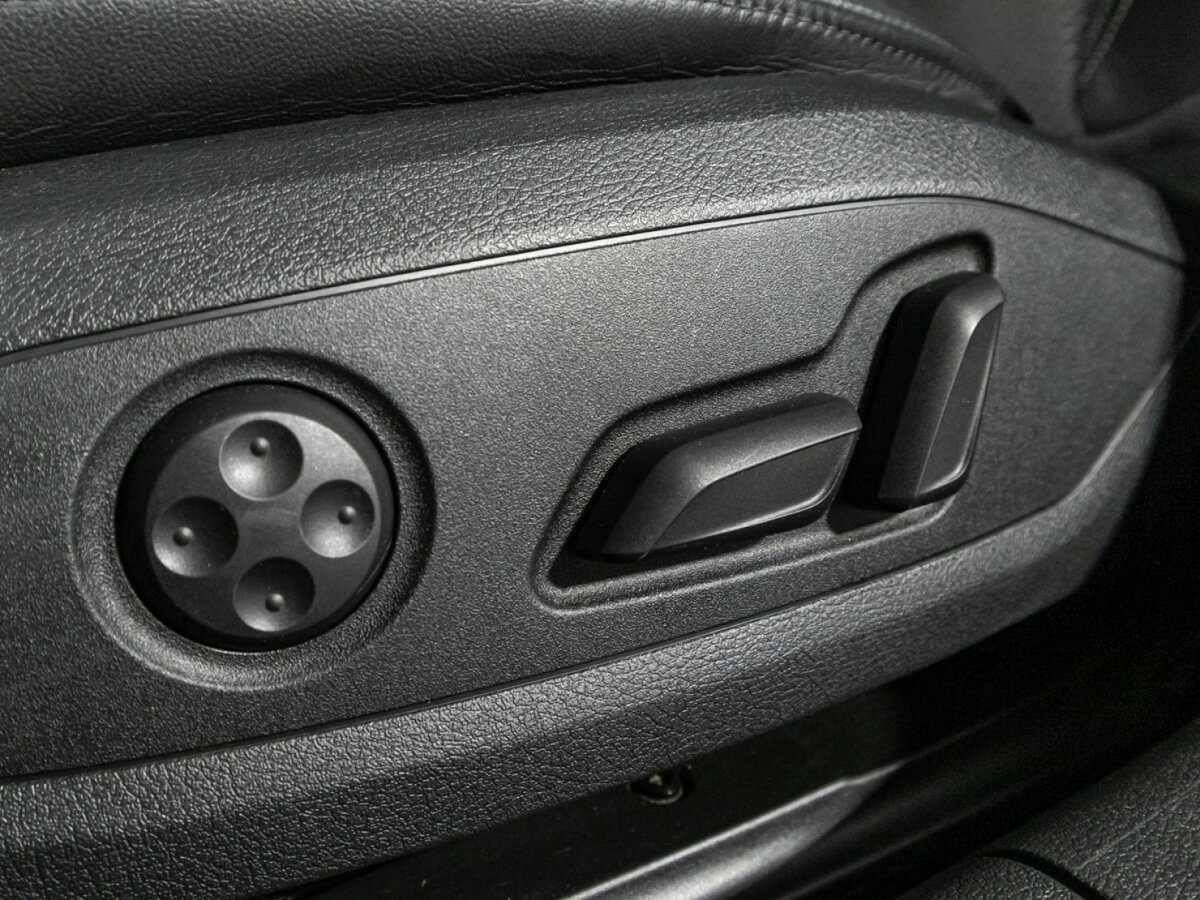 Audi A4, 2017 Фото №16