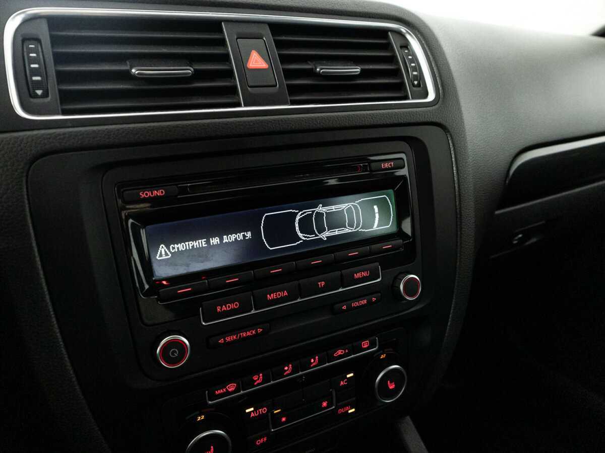 Volkswagen Jetta, 2012 Фото №17