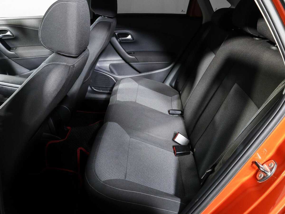 Volkswagen Polo, 2018 Фото №10