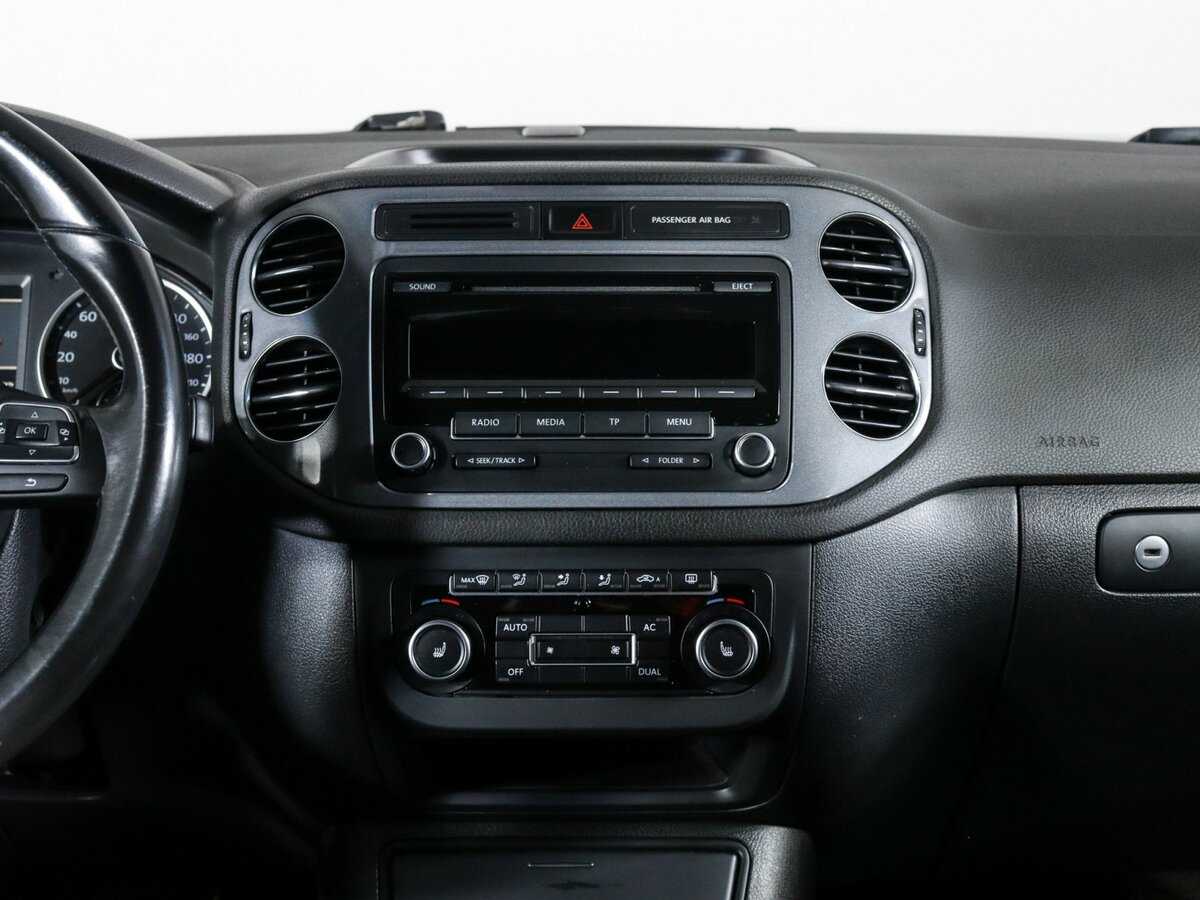 Volkswagen Tiguan, 2012 Фото №13