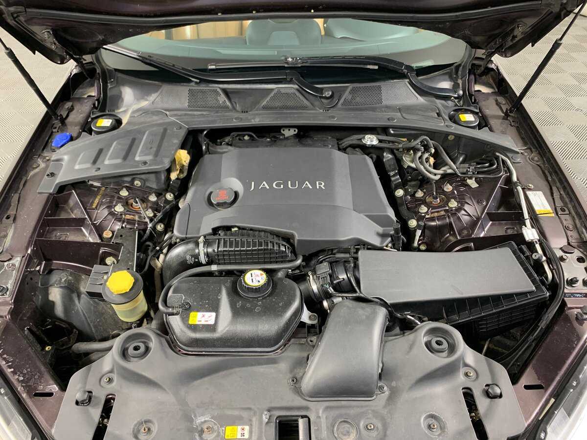 Jaguar XJ, 2012 Фото №11