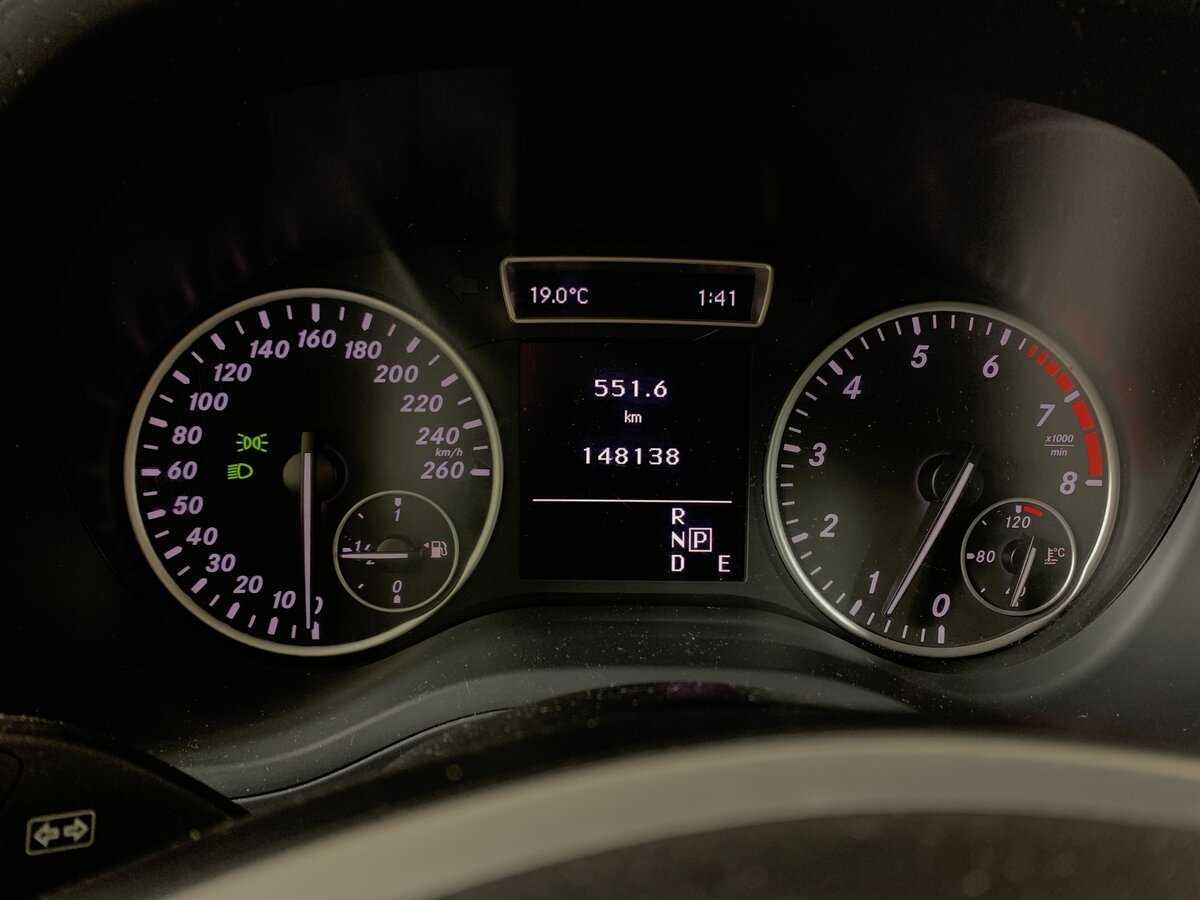 Mercedes-Benz B-Класс 180, 2014 Фото №15