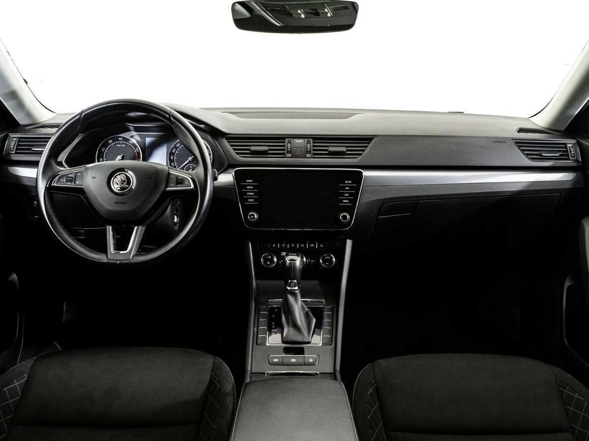 Skoda Superb, 2018 Фото №8