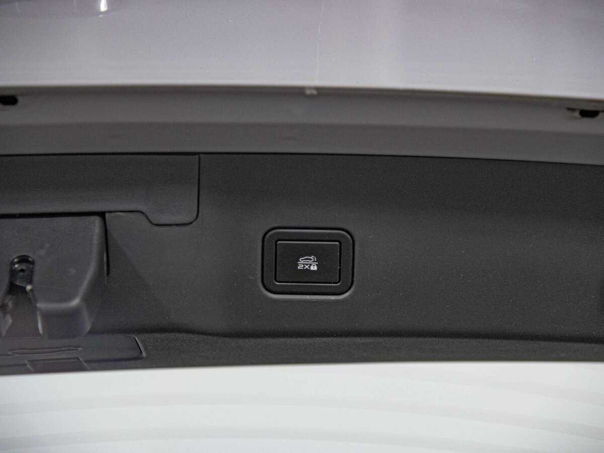 Changan UNI-V, 2023 Фото №21