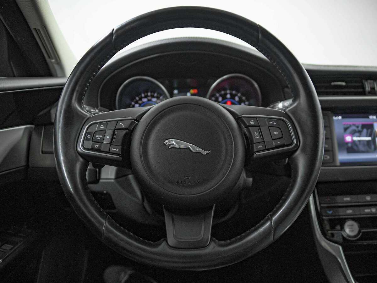 Jaguar XF, 2017 Фото №9