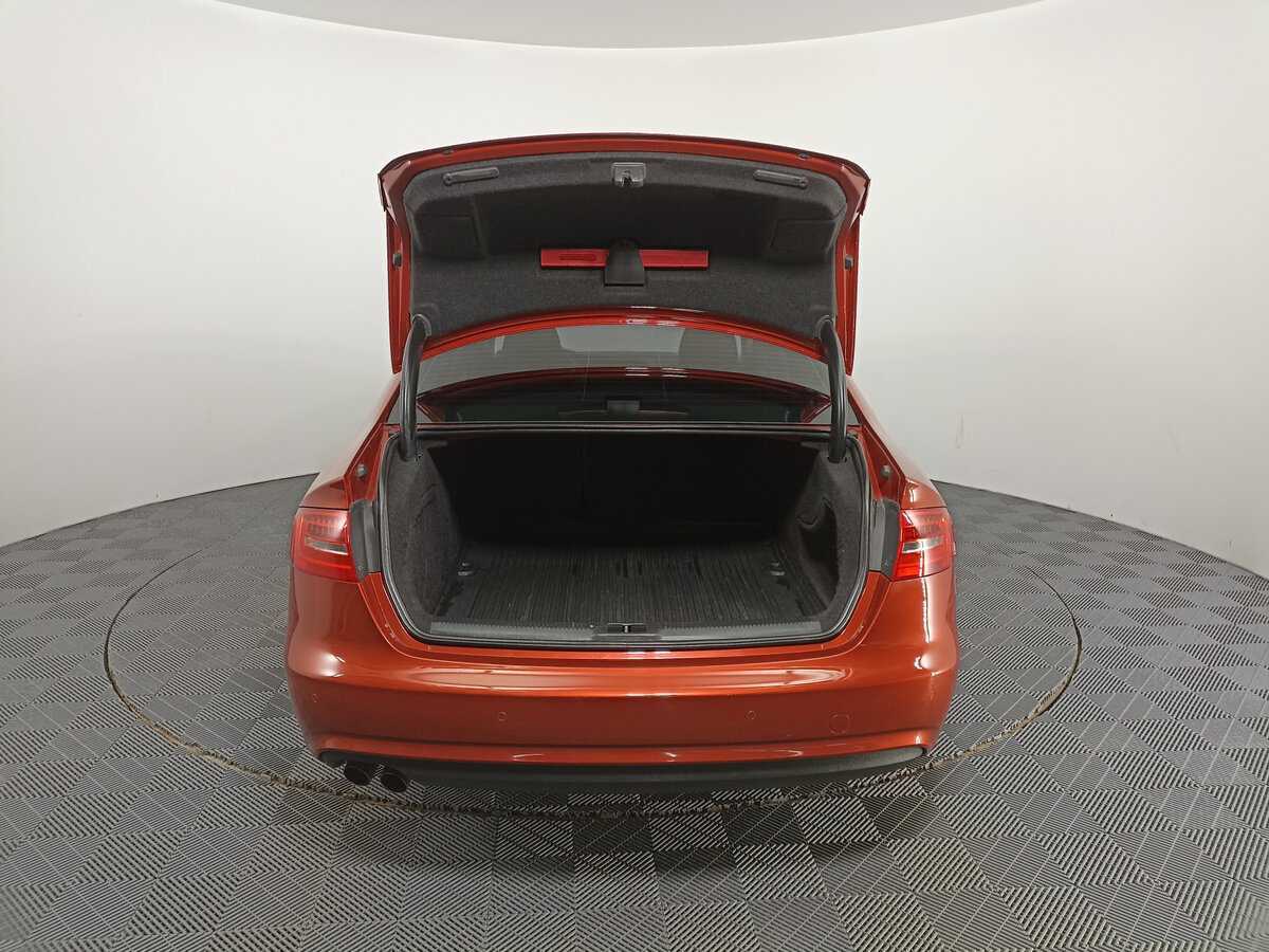 Audi A4, 2012 Фото №7