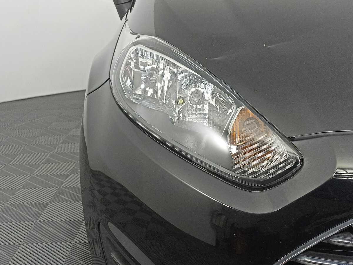 Ford Fiesta, 2015 Фото №17