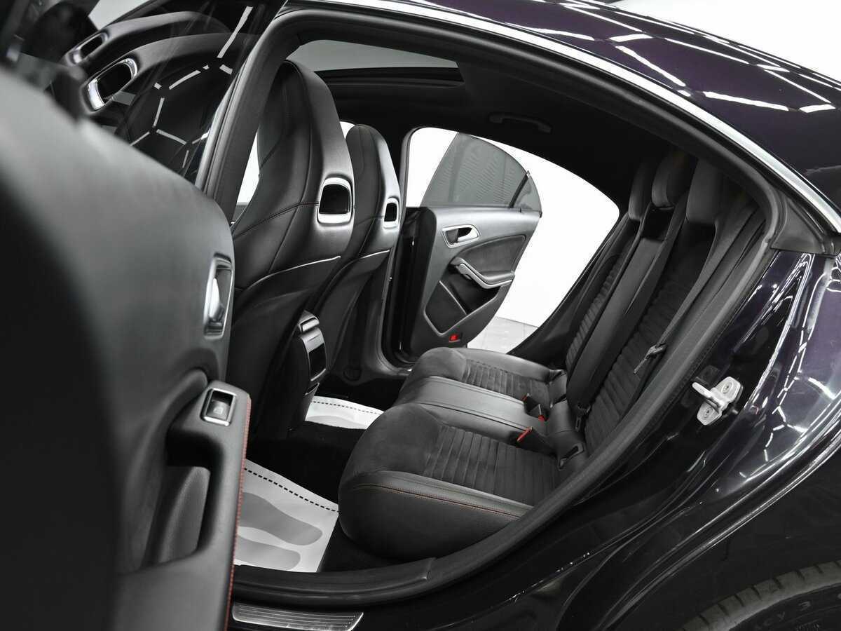 Mercedes-Benz CLA 200, 2013 Фото №15