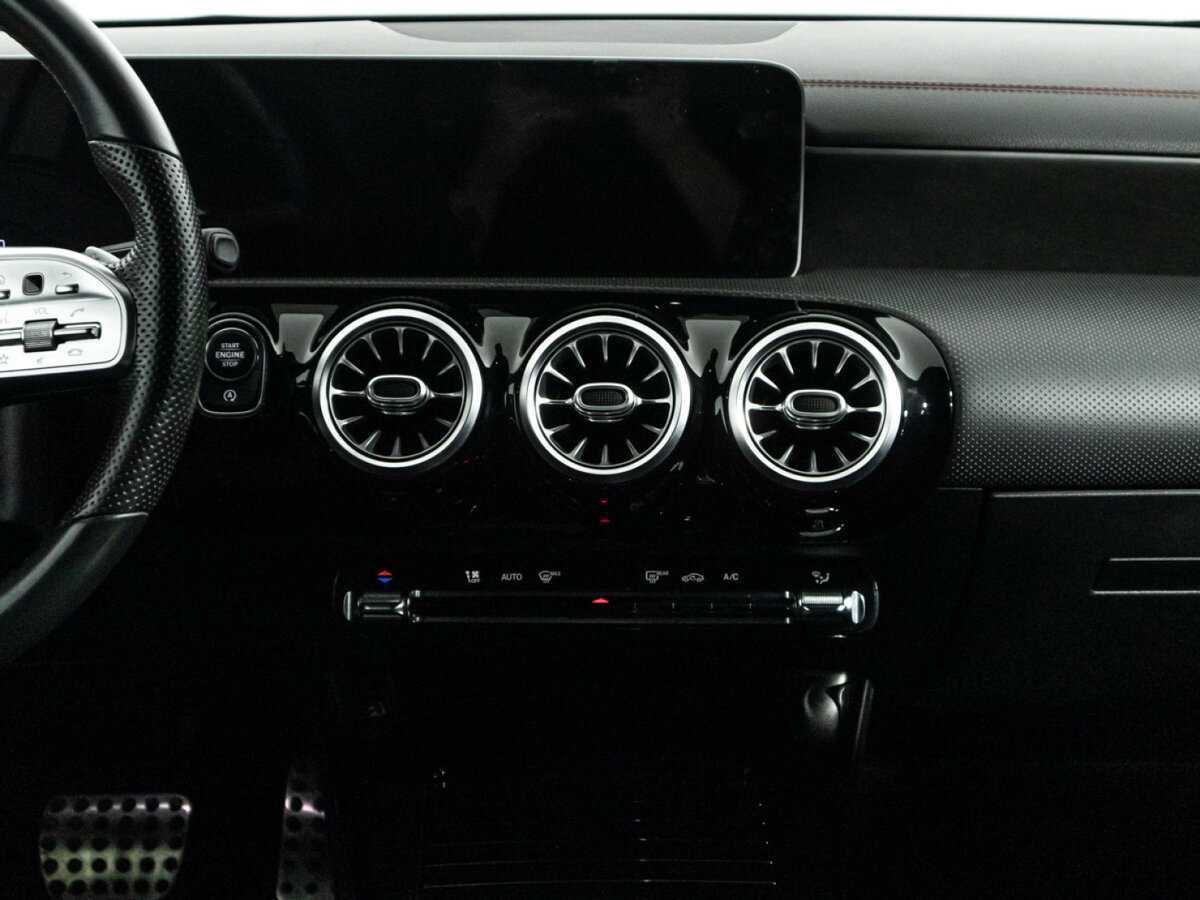 Mercedes-Benz CLA 200, 2019 Фото №11
