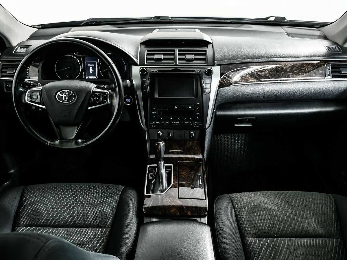 Toyota Camry, 2018 Фото №11