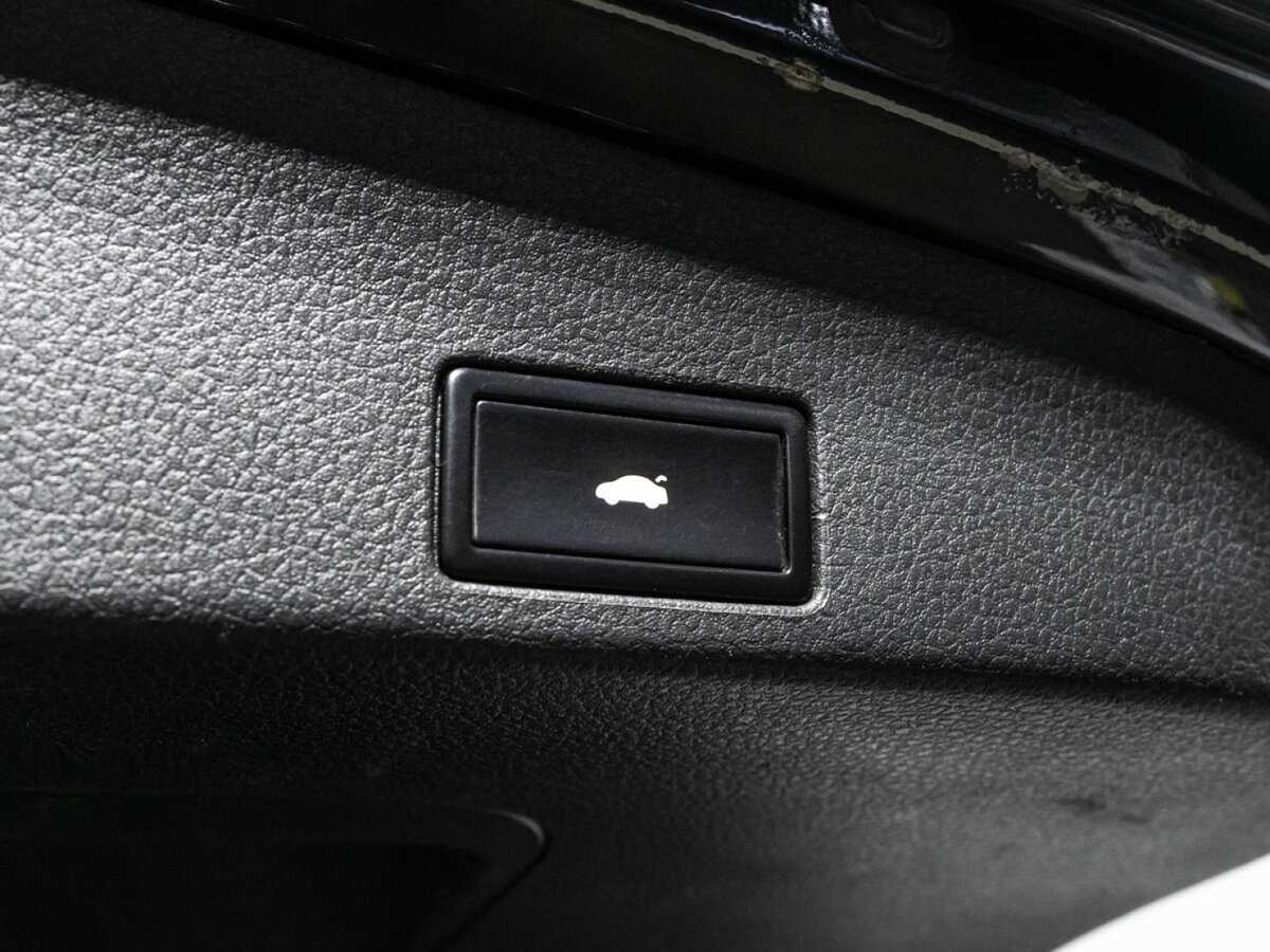 Volkswagen Touareg, 2012 Фото №20