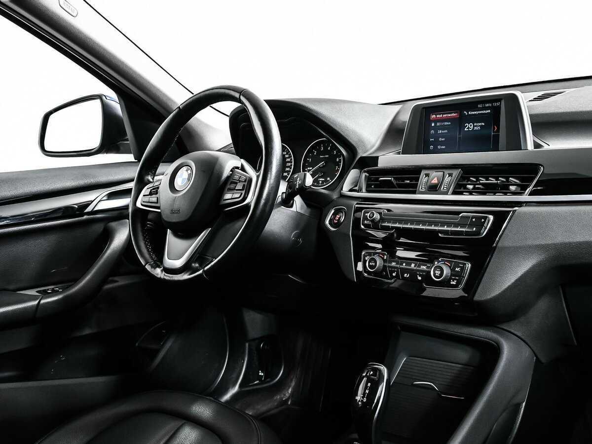 BMW X1 18i sDrive, 2017 Фото №9