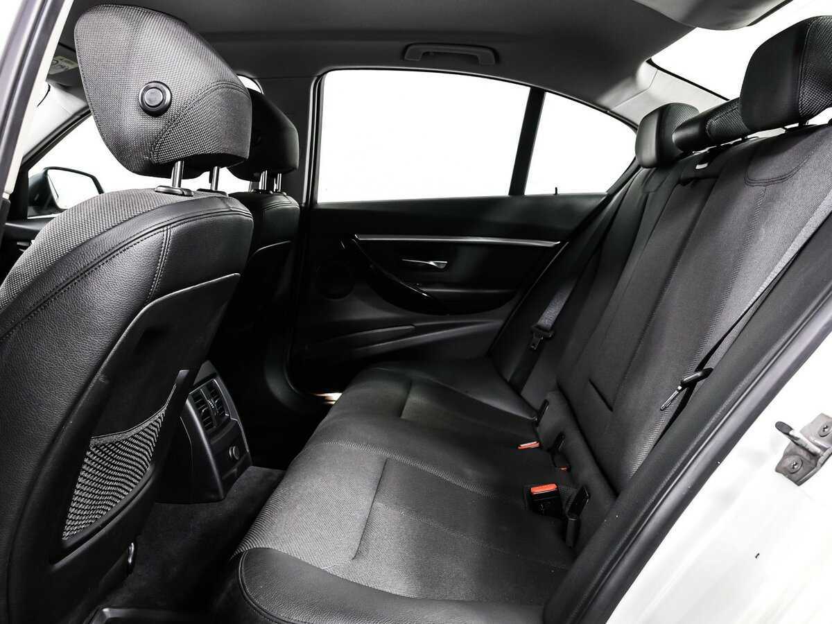 BMW 3 серии 320d xDrive, 2016 Фото №13